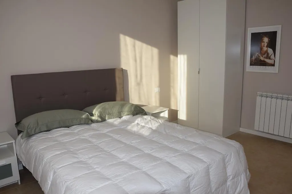 B&B Leonardo Rho 3*,